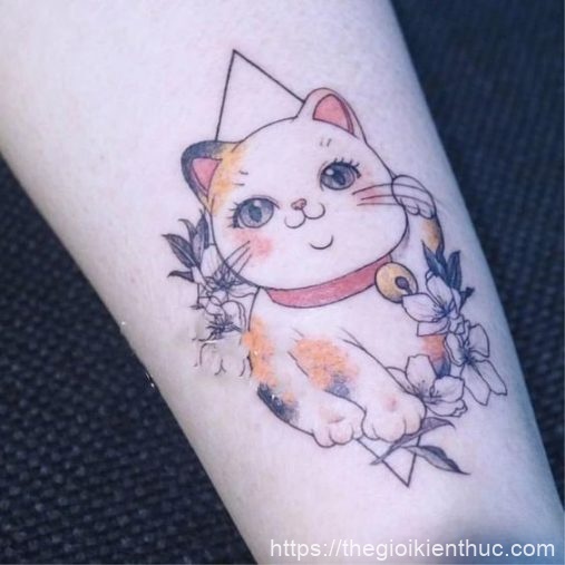 Hình xăm nghệ thuật tatoo mini mèo thần tài đẹp nhất